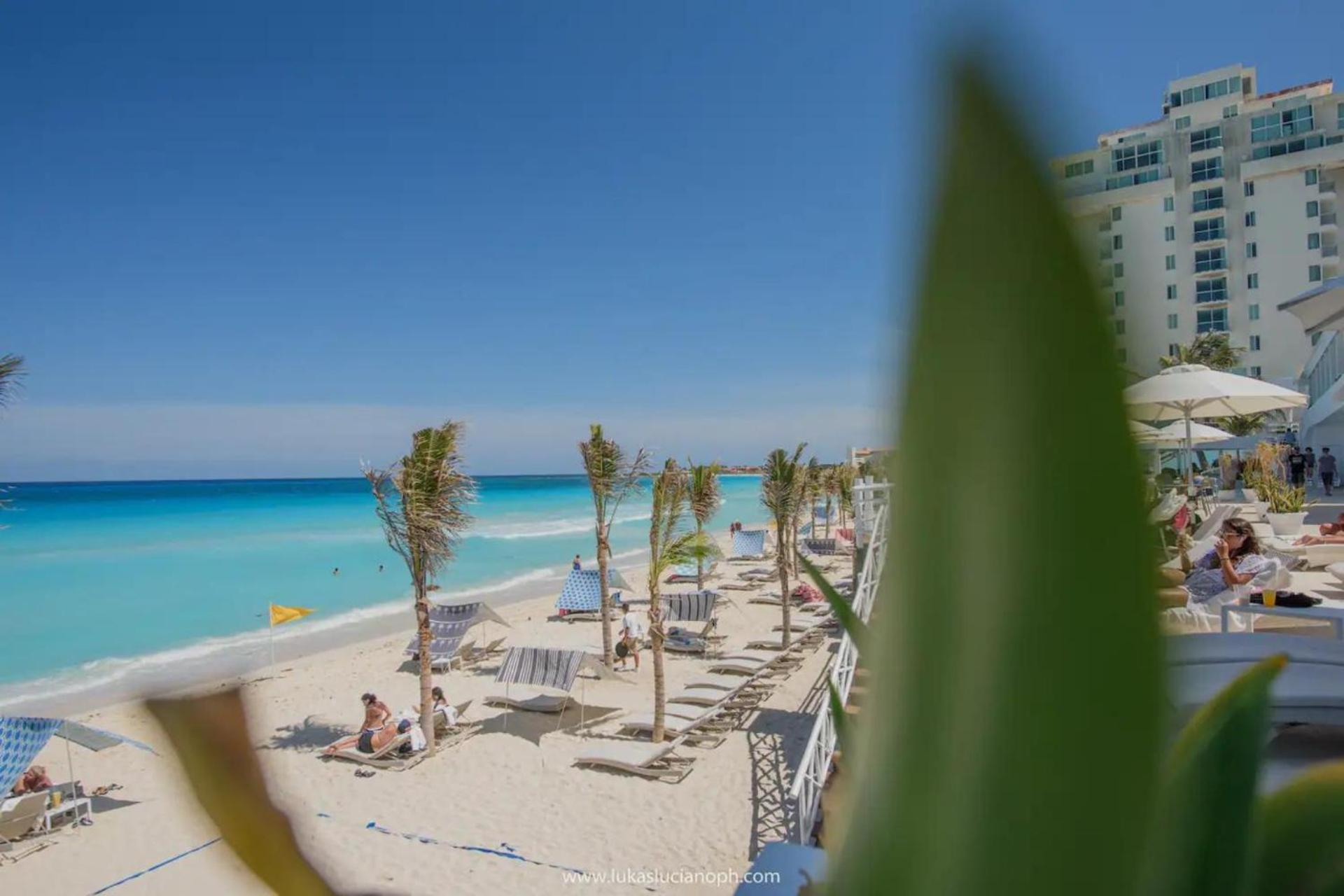 Oceanfront Studio, Magnificent Views Apartamento *