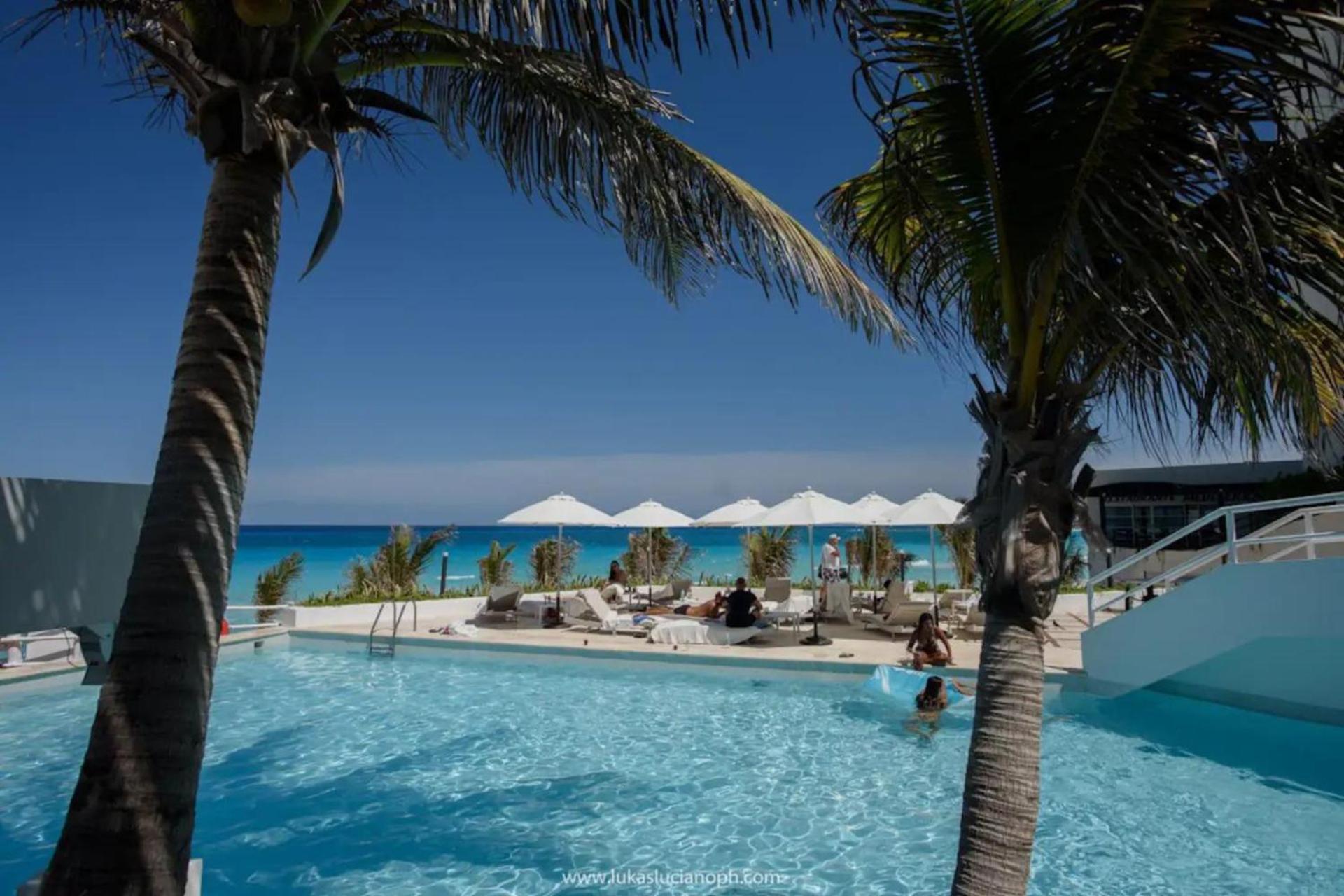 Oceanfront Studio, Magnificent Views Apartamento *